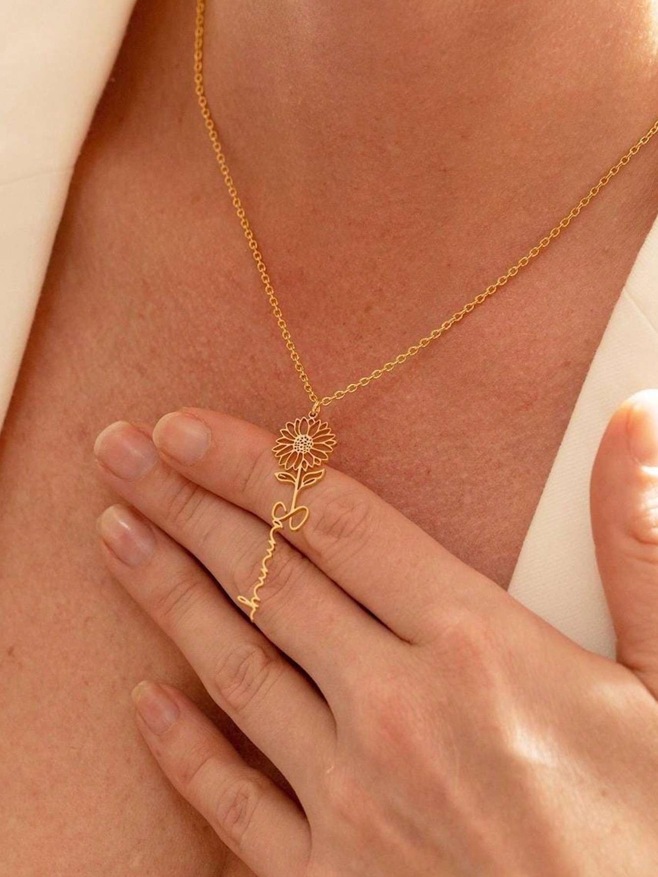 Collar Personalizado con Flor  - Birth Flower Necklace reseña y precio